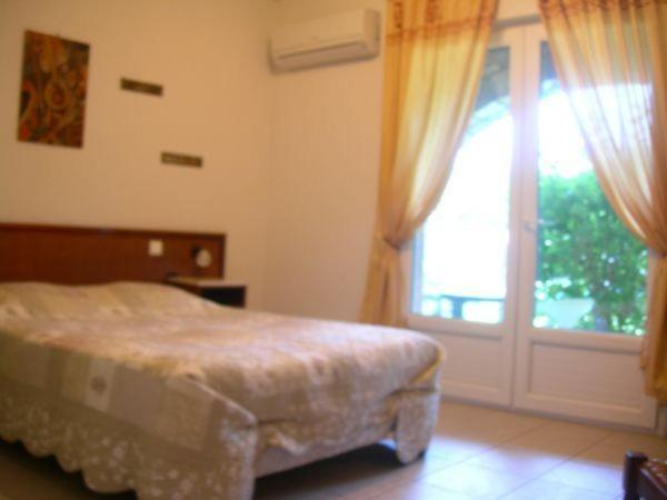 Hotel De La Madeleine Anduze Dış mekan fotoğraf